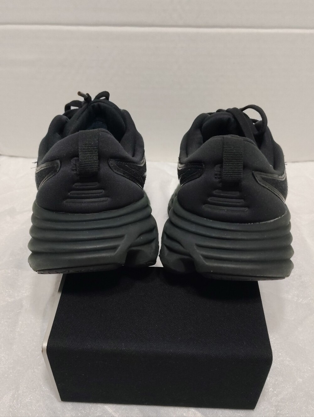 Hoka One One Bondi 8, Women # 8.5 Running Shoes - Picture 11 of 11
